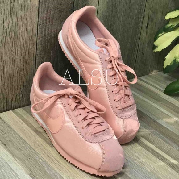 Nike Classic Cortez Nylon Coral W AUTHENTIC - Picture 2 of 8